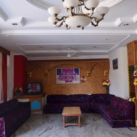Goroomgo Hotel The Sojourn, Adharshila & Gulmohar Cottages Dharamsala Buitenkant foto