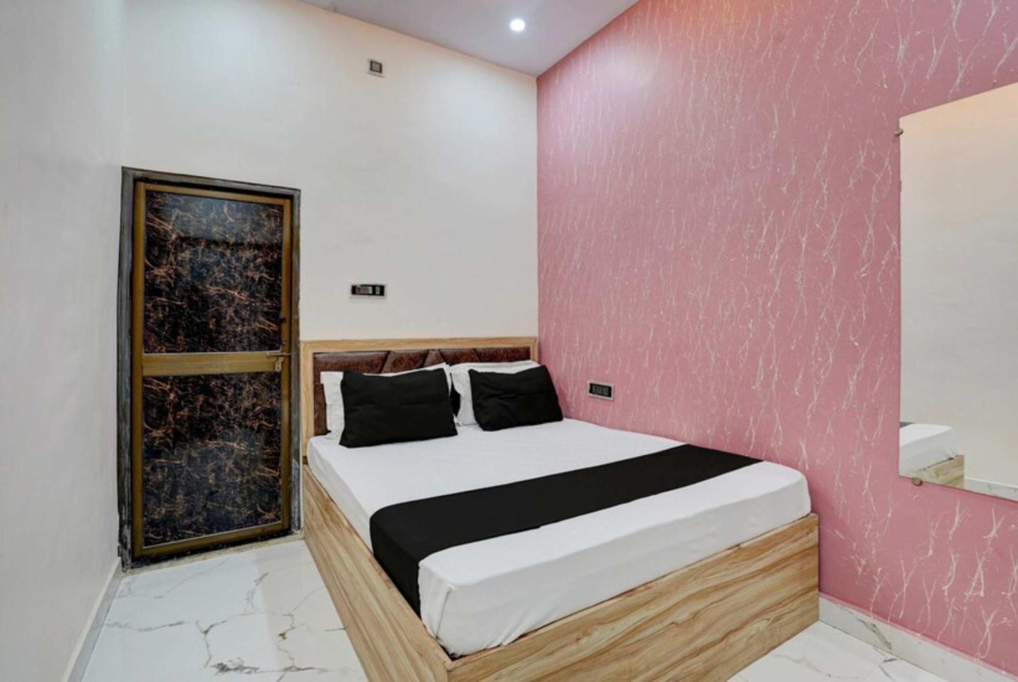 Goroomgo Hotel The Sojourn, Adharshila & Gulmohar Cottages Dharamsala Buitenkant foto