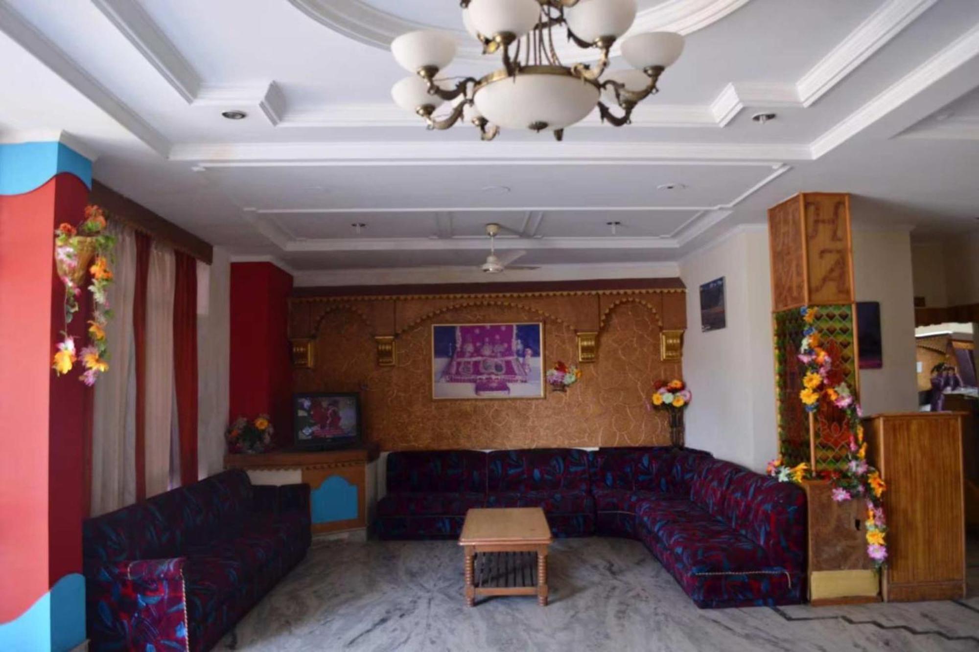 Goroomgo Hotel The Sojourn, Adharshila & Gulmohar Cottages Dharamsala Buitenkant foto