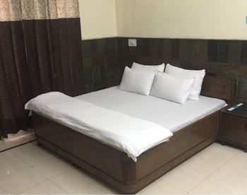 Goroomgo Hotel The Sojourn, Adharshila & Gulmohar Cottages Dharamsala Buitenkant foto